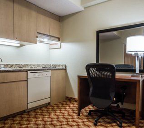 Comfort Suites Downtown - Orlando, FL