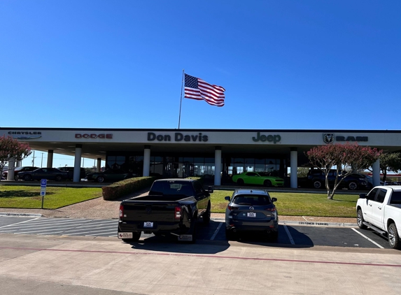 Don Davis Dodge Chrysler Jeep - Arlington, TX