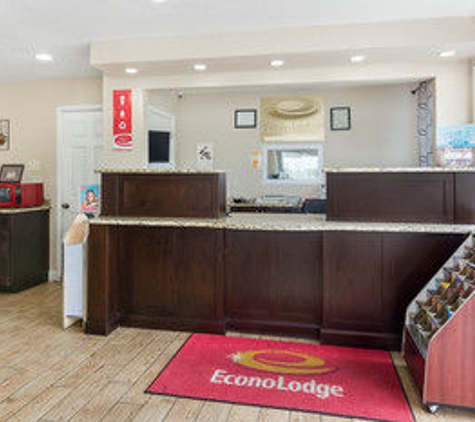 Econo Lodge - Virginia Beach, VA