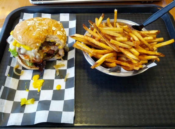 The Burger Point - Chicago, IL