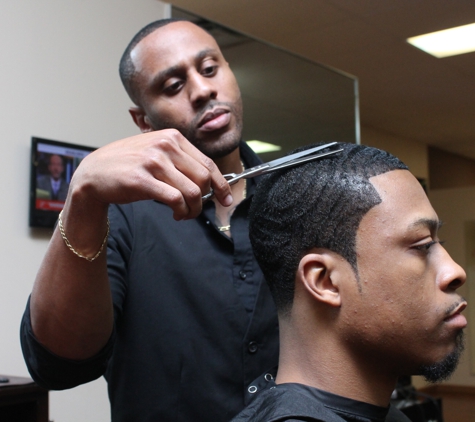 Who'z Next BarberShop and Salon - Jacksonville, FL