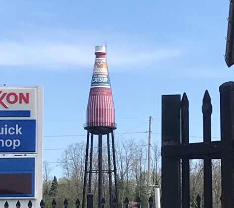 World's Largest Catsup Bottle - Collinsville, IL