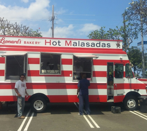 Leonard's Bakery - Honolulu, HI. Found it by Macy's on 83