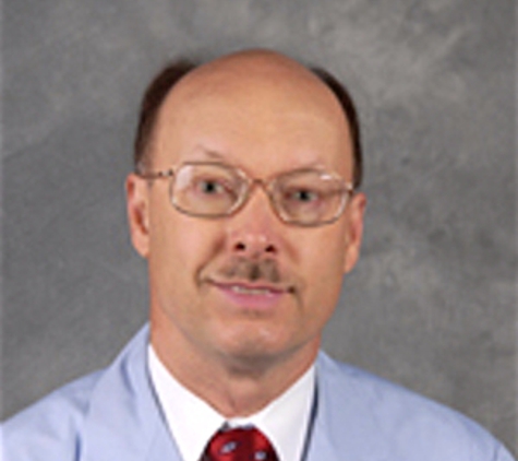 Francis S Lichon MD - Carol Stream, IL