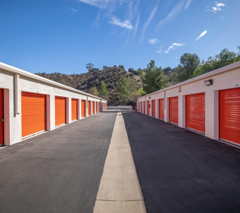 Public Storage - Canyon Country, CA