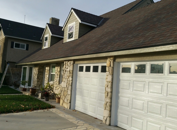 Raindrop Gutters & Patios - Moreno Valley, CA. Before