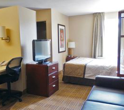 Extended Stay America Select Suites - Phoenix - Airport - E. Oak St. - Phoenix, AZ