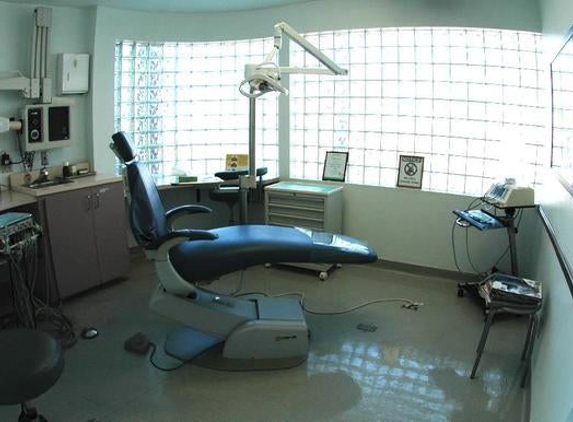 Hollander Dental Associates - Carlsbad, CA