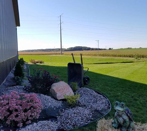 Dunner's Lawn Service - Marshall, WI