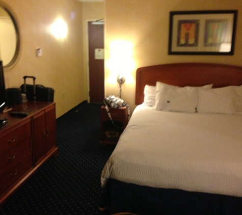 Courtyard by Marriott - Warwick, RI