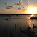 Captain's Landing Waterfront Inn