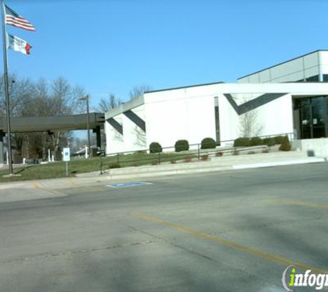 Regions Bank - Waterloo, IA