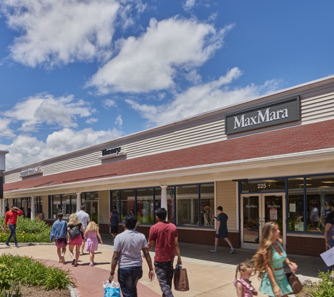 Wrentham Village Premium Outlets - Wrentham, MA