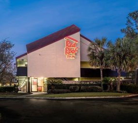 Red Roof Inn - Jacksonville, FL