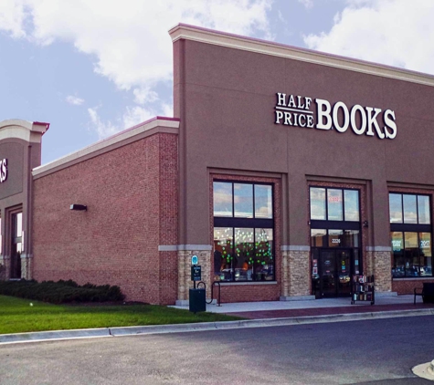 Half Price Books - Algonquin, IL