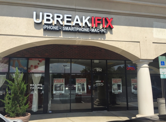 uBreakiFix - Cary, NC