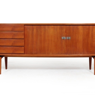 Aslett Antiques and Mid Century - Fremantle, WA