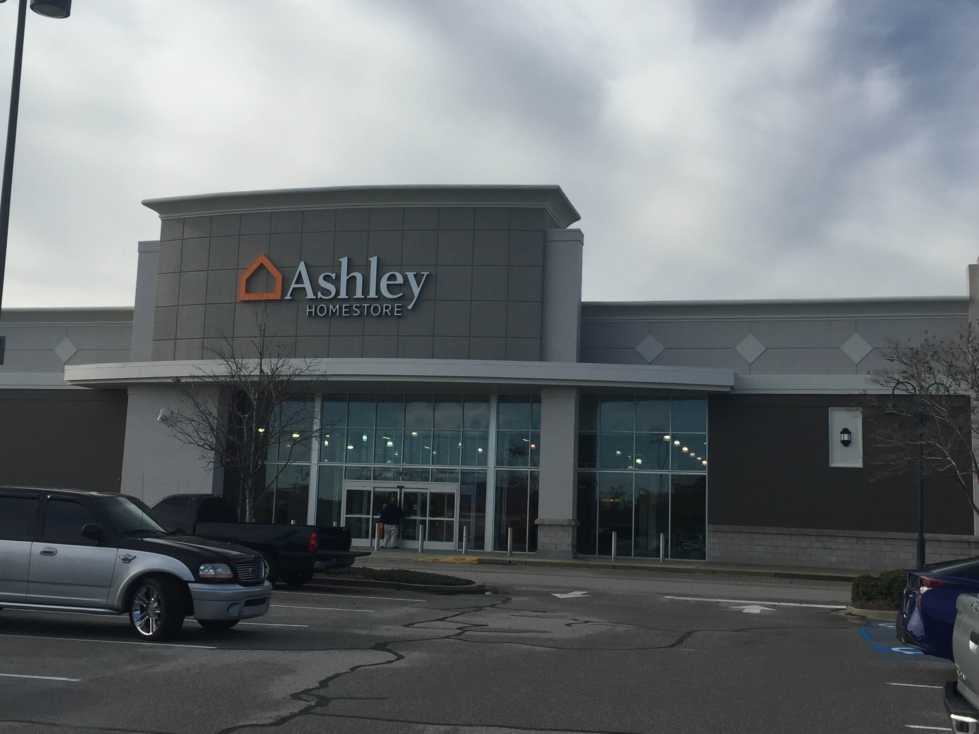 Ashley Homestore 230 Forum Dr Columbia Sc 29229 Yp Com