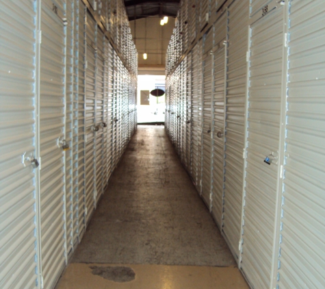 Storquest Self Storage - Honolulu, HI