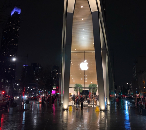 Apple Store - Brooklyn, NY