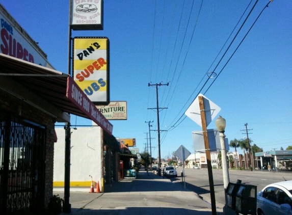 Dan's Super Subs - Woodland Hills, CA