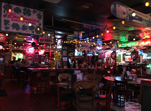 Kennedy's Irish Pub - Waterford, MI