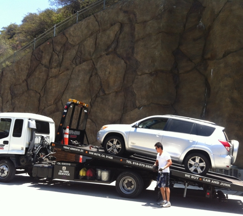 Siam Towing & Locksmith - Panorama City, CA