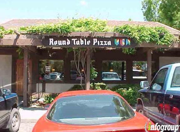 Round Table Pizza - Healdsburg, CA