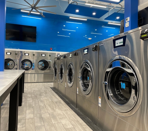 BlueWater Wash Laundromat - Wilmington, DE