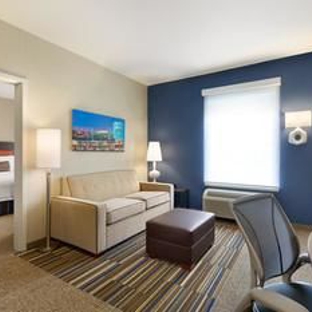 Home2 Suites by Hilton Phoenix Glendale-Westgate - Glendale, AZ