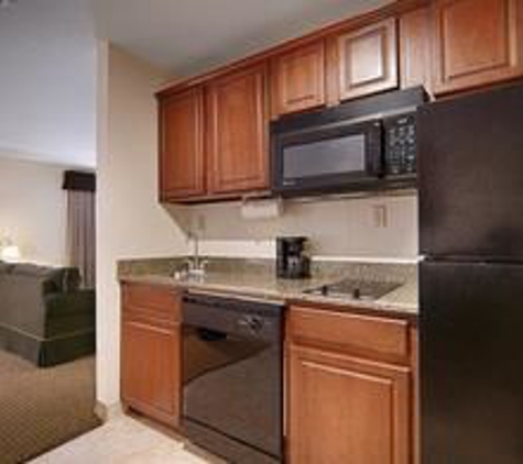 Best Western Plus Valdosta Hotel & Suites - Valdosta, GA