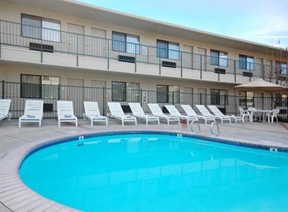 Comfort Inn - Oakhurst, CA