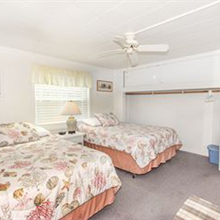 Tropical Winds Motel & Cottages - Sanibel Island, FL