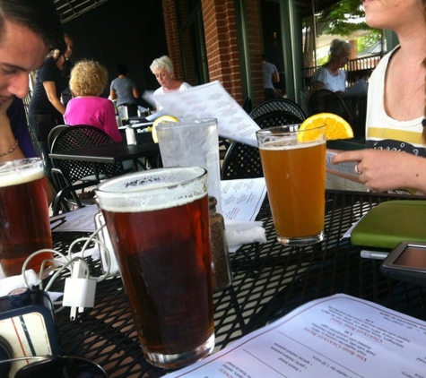 Killingtons Restaurant & Pub - Huntersville, NC