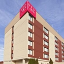 Red Lion Hotel & Conference Center - Hotels