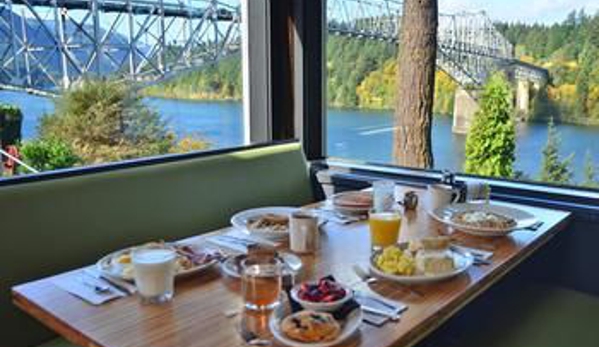 Best Western Plus Columbia River Inn - Cascade Locks, OR