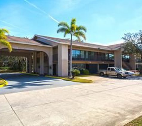 Americas Best Value Inn & Suites Melbourne - Melbourne, FL