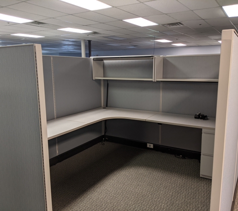 Open Office Cubicles - Buford, GA. 8x8 Herman Miller Office Cubicles. 3 years old. Almost like new condition