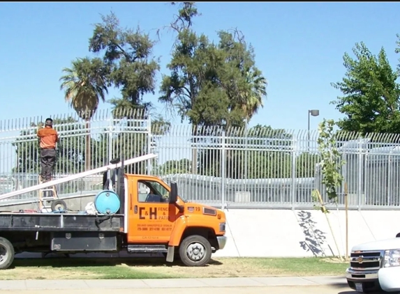 C & H Fence & Patio - Delano, CA