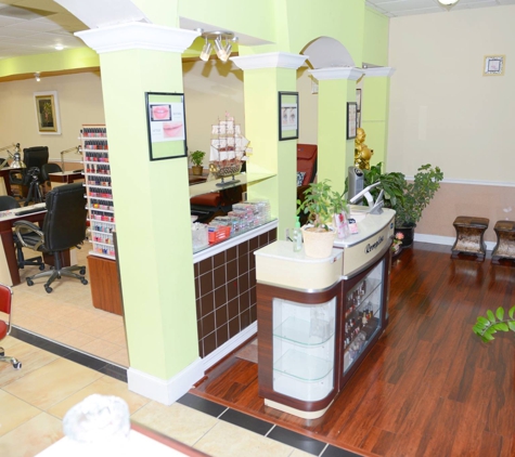 Salon De Nails - Richmond, TX. New renovation