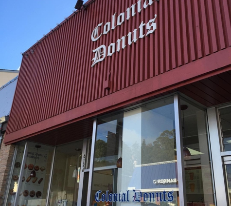 Colonial Donuts - Oakland, CA