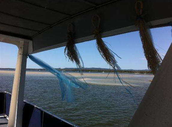Tin Can Bay Houseboats