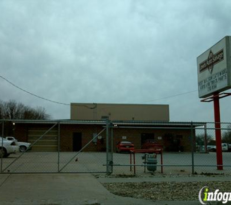 A & A Auto and Truck Parts - Topeka, KS