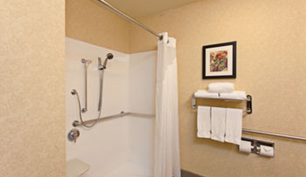 Holiday Inn Express Temecula - Temecula, CA