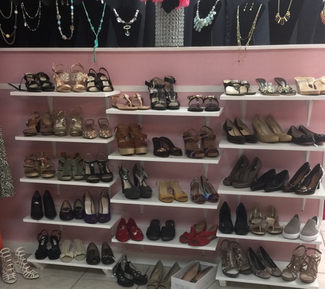 Amy's Walk-In Closet Consignment Shop - Maitland, FL
