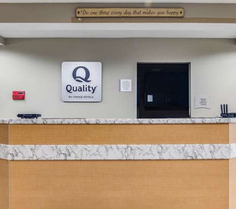 Quality Inn & Suites Grove City-Outlet Mall - Mercer, PA