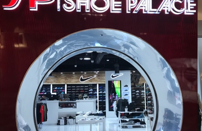 Shoe palace 2025 oakridge mall