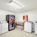 Super 8 by Wyndham Whites Creek/ Nashville NW Area - Hotels