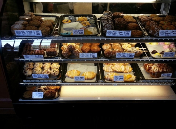 Bread Winners Cafe & Bakery - Plano, TX