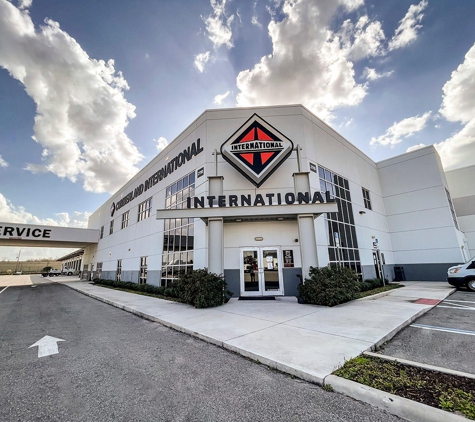 Maudlin International Trucks - Orlando, FL